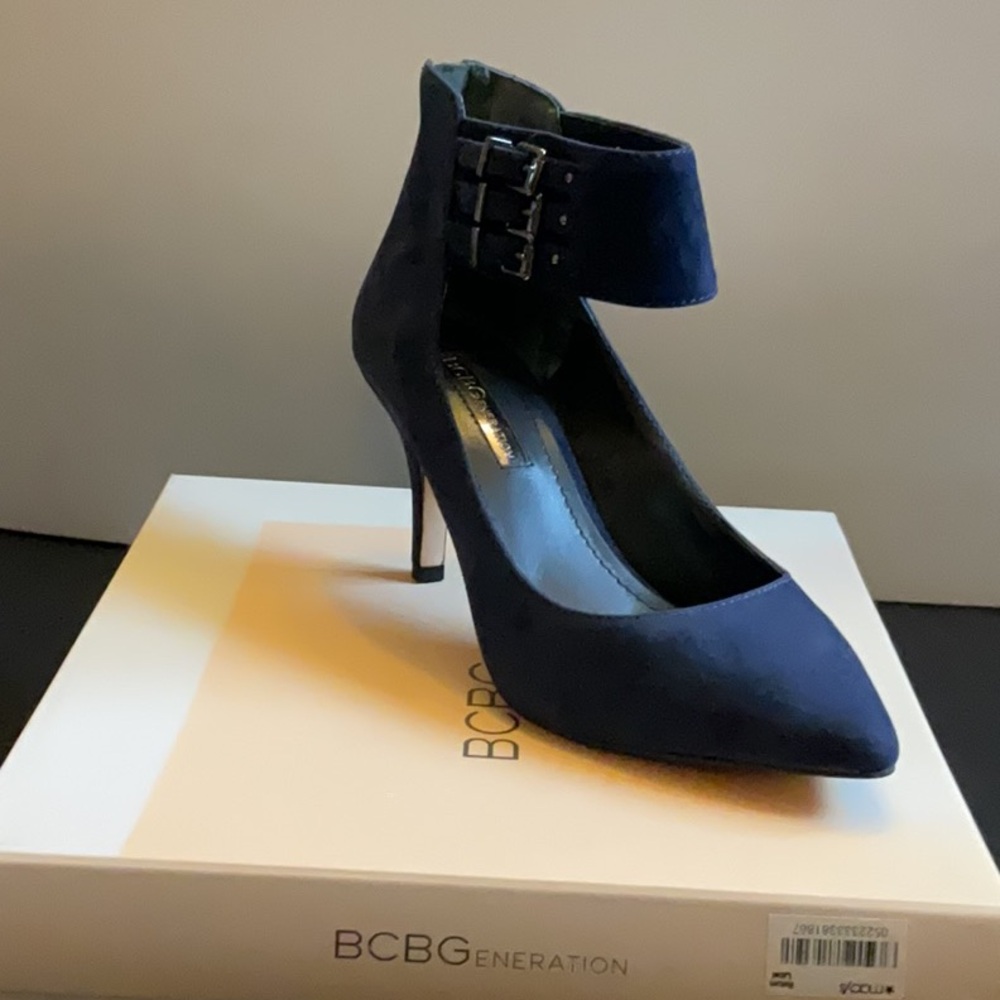 BCBGeneration Women's Blue Heels